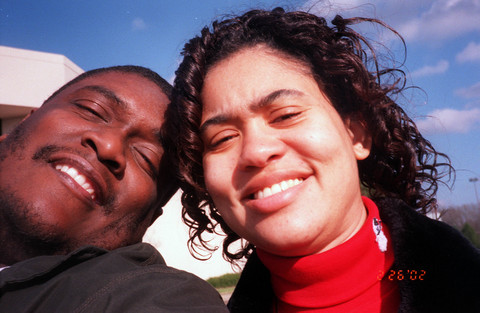 Will and Mable pose at Northpark Mall in Jackson, Miss. in 2002